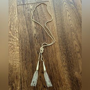 Long Tassle Necklace With Knot